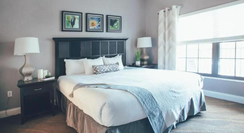 Holiday Inn Vacations At Orange Lake Resort East Village Four Corners Exteriör bild
